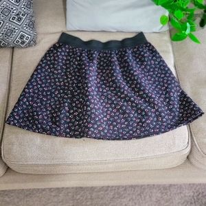 Floral mini skirt